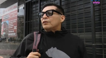Carloncho reconoce episodio relatado por Gianina Portugal y explica qué ocurrió en radio Moda. Captura: Magaly TV La Firme.