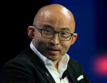 Fan Bao, fundador y director