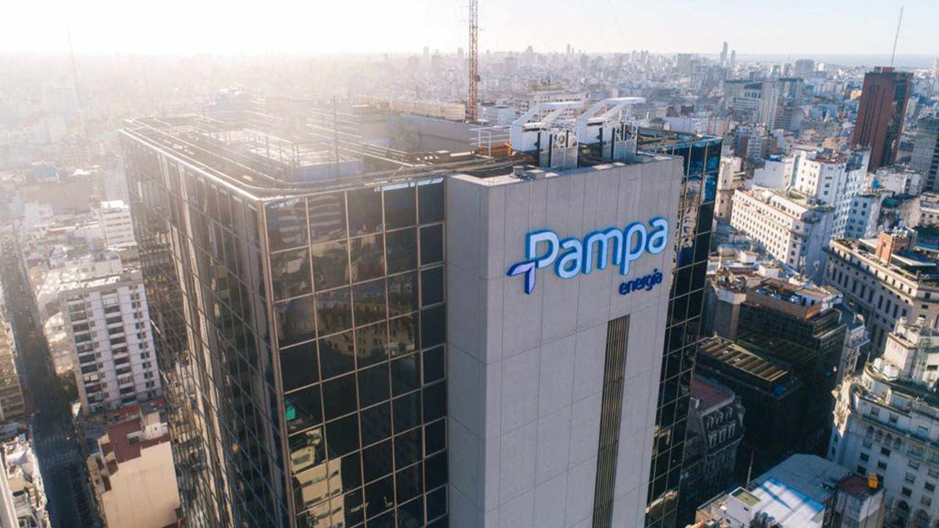 Pampa Energía espera ingresar al RIGI para construir una planta de fertilizantes en el Polo Industrial de Bahía Blanca, un proyecto que podría casi duplicar la capacidad productiva nacional de urea.