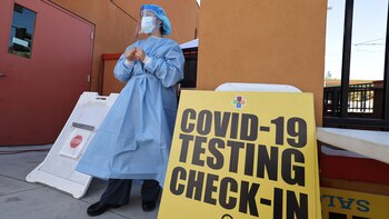 La enfermera registrada Glenda Pérez