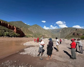 Familiares buscan a los dos