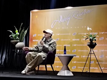 El nuevo álbum de Andy Rivera, 'Un día a la vez', recogerá aprendizajes y emociones de cuatro años de desafíos personales - crédito Infobae Colombia