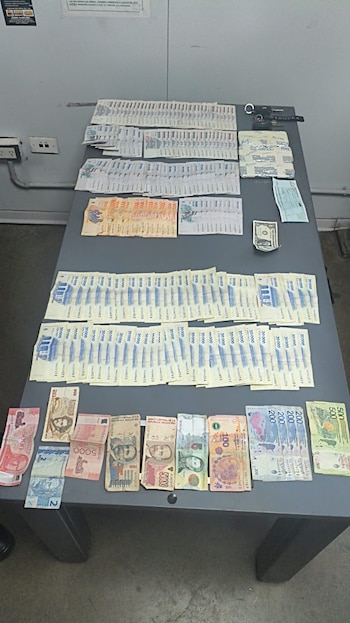 Parte de lo secuestrado