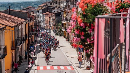 Hora y dónde ver la etapa 12 del Giro de Italia: múltiples puertos de montaña con final en embalaje