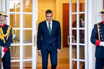 O primeiro-ministro, Pedro Sánchez, no Palácio da Moncloa (A. Pérez Meca/Europa Press)