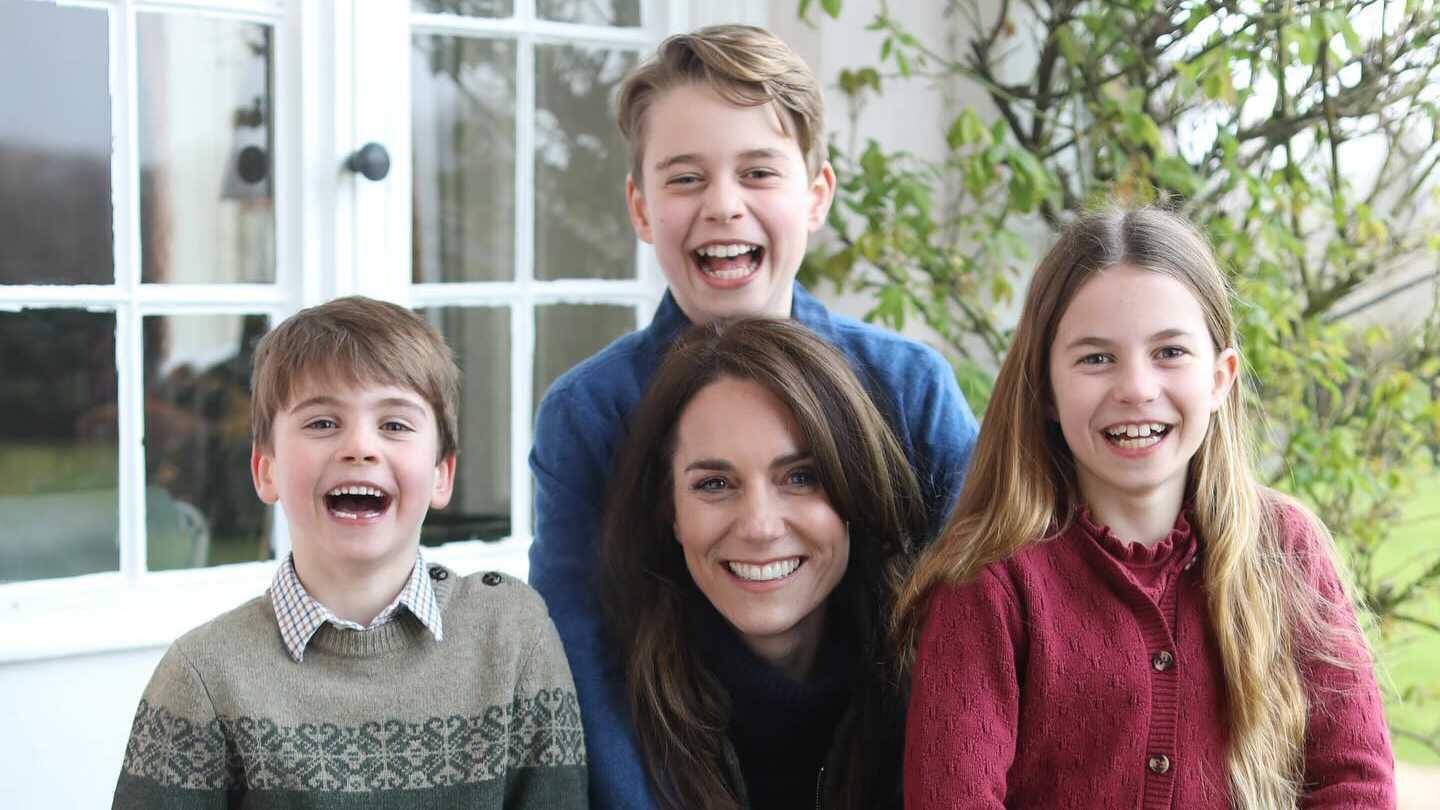 Kate Middleton llevó a sus hijos a una visita privada al set de la nueva serie de Harry Potter (instagram.com/princeandprincessofwales)