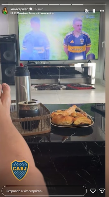 Facturas, mate y fútbol: así vivió el partido Ximena Capristo con Boca de fondo