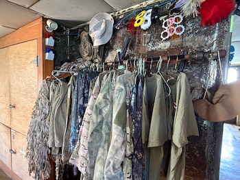 Vestimenta utiliza por los voluntarios para realizar los patrullajes. Cortesía: Fabricio Quirós