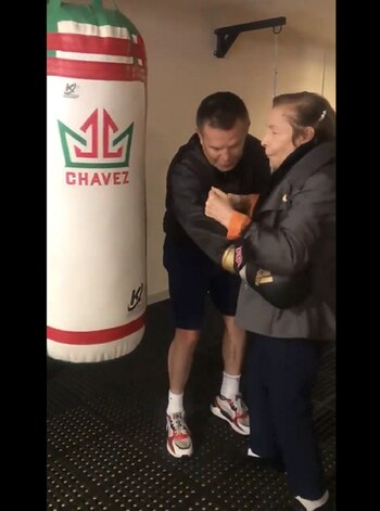 “Aquí entrando a mi mamá