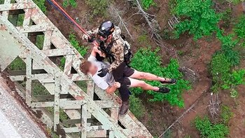 Practicaba senderismo un sufrió una