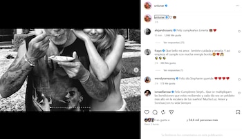 Stephanie Cayo y Alejandro Sanz