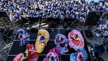 Dodgers rindió homenaje a la herencia salvadoreña en Los Ángeles