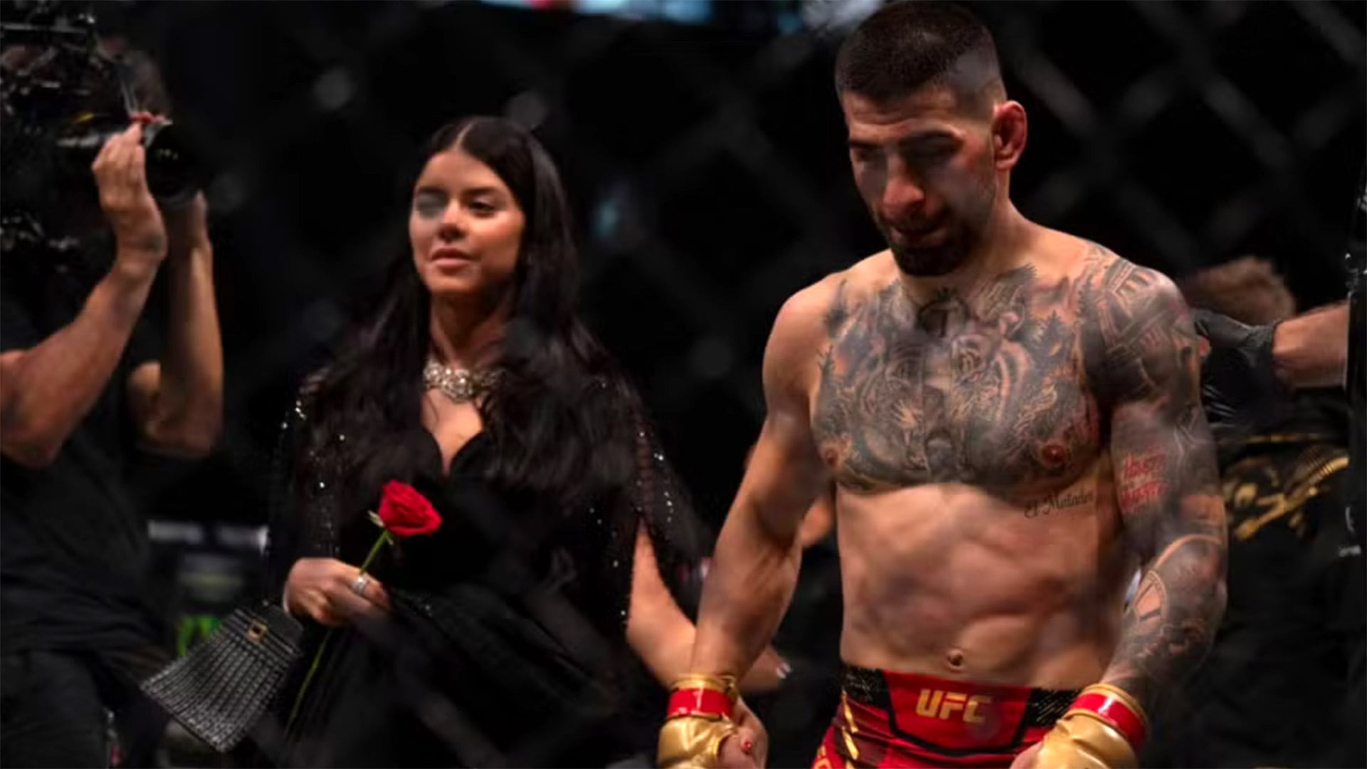 El luchador publicó un comunicado (AP)