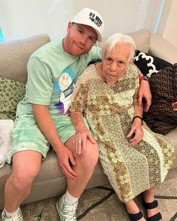 (Instagram: @canelo)