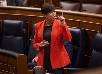 La ministra de Vivienda, Isabel