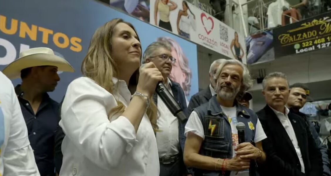 Paloma Valencia y Juan Daniel Oviedo anunciaron que serán fórmula en los comicios del 31 de mayo - crédito @Palomavalencia/X