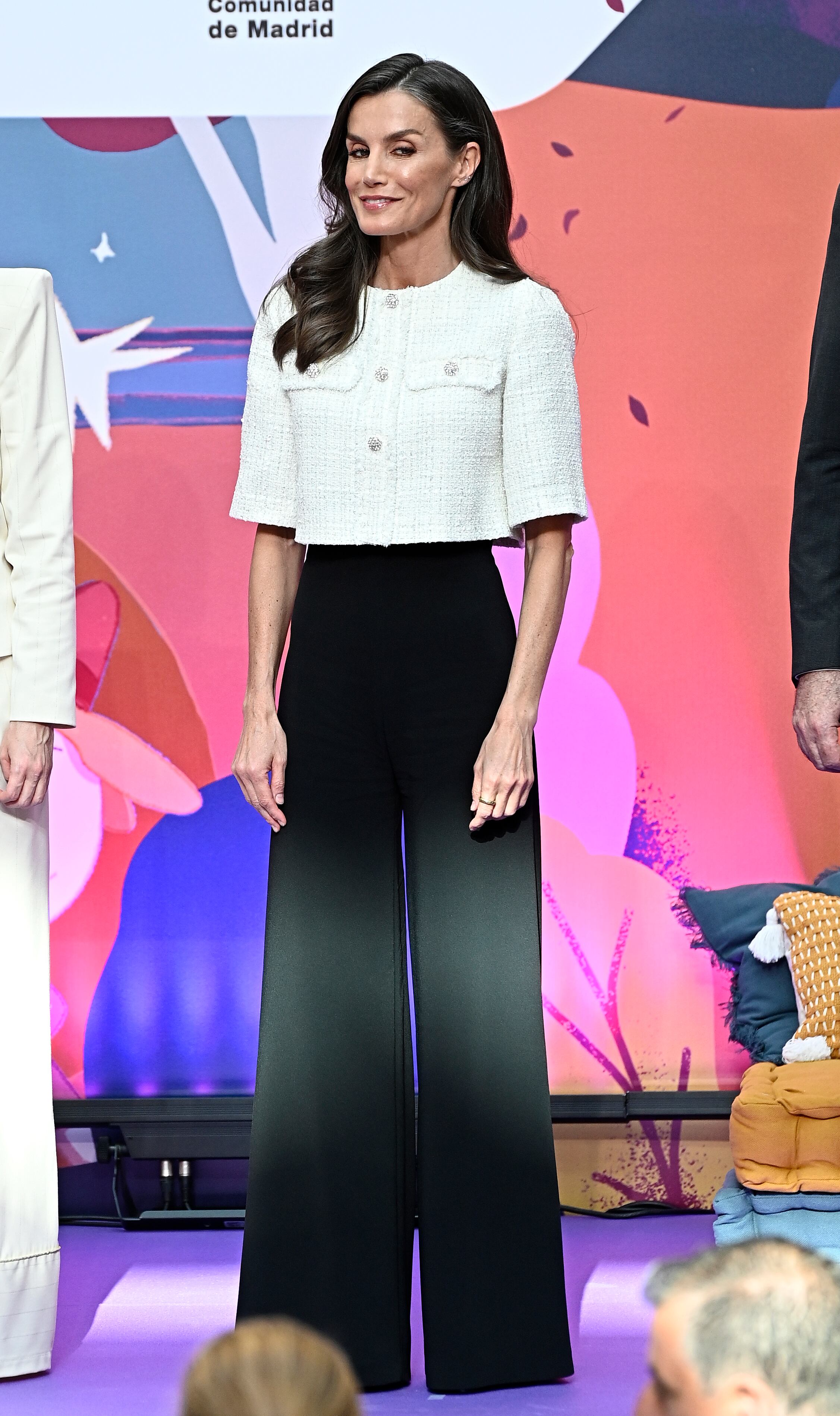 La Reina Letizia junto a Isabel Díaz Ayuso en la gala de Premios SM de Literatura Infantil y Juvenil “El Barco de Vapor” y “Gran Angular”. (EUROPA PRESS).