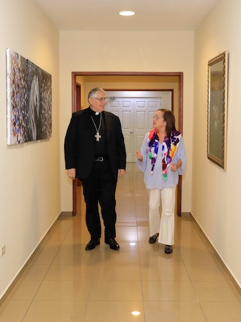 El Nuncio Apostólico representa a la Santa Sede como embajador y actúa como enlace entre el papa, la Iglesia local y las autoridades civiles de El Salvador./ (Redes de Alexandra Hill Tinoco)