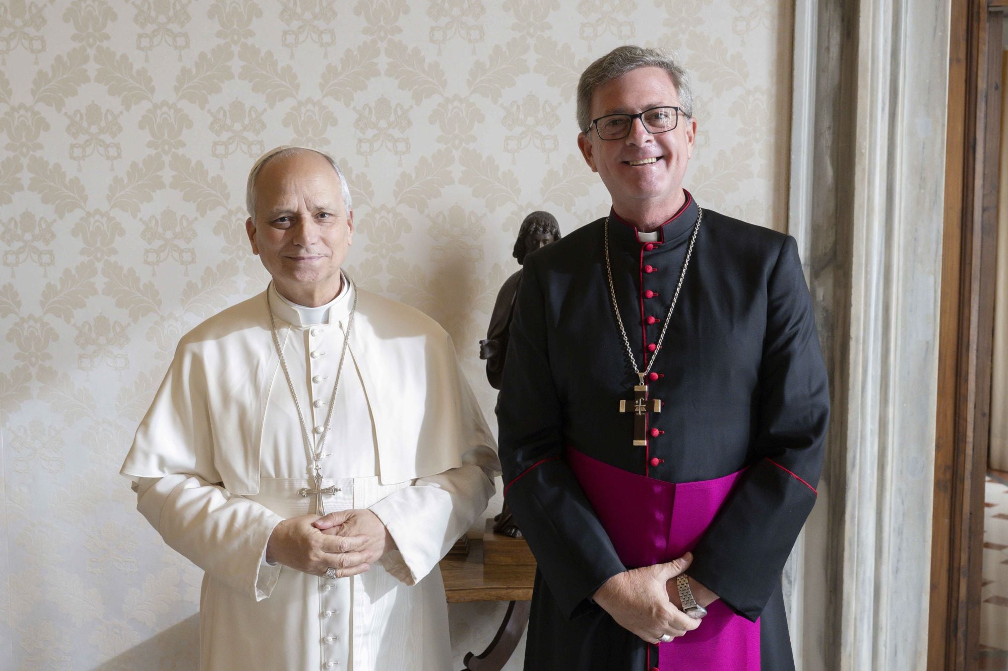 El papa León XIV y el arzobispo de Buenos Aires, Jorge García Cuerva