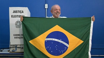 Las claves de la victoria de Lula en Brasil: la estrategia en redes y los errores que debilitaron a Flávio Bolsonaro