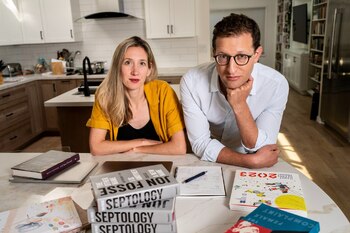 Adam y Ashley Nelson Levy