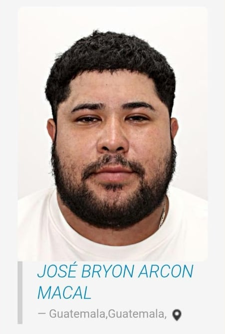 El capturado fue identificado como José Bryon Arcón Macal, de 27 años. (Cortesía para Infobae América)