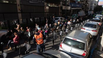 La fila del día siguiente