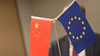 China responde a la UE que cese sus amenazas unilaterales ante la falta de avances en materia comercial