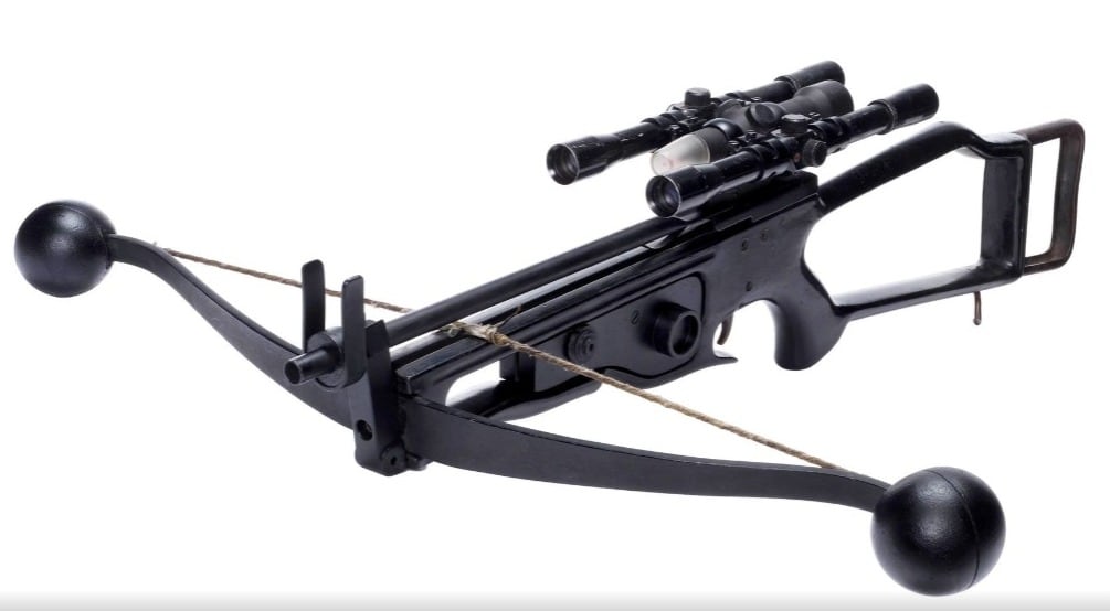 Una ballesta.(Propstore)