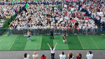 Alrededor de 21 mil personas asistieron a la Arena Potosí para el segundo informe de la presidenta de méxico. (Foto: Presidencia)