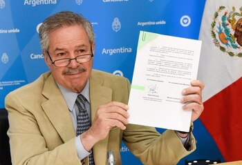 10/10/2020 El ministro de Exteriores argentino, Felipe Carlos Solá
POLITICA SUDAMÉRICA ARGENTINA INTERNACIONAL
GOBIERNO DE ARGENTINA