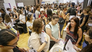Una feria de empleo en Almagro recibió 5.000 inscriptos para apenas 400 puestos