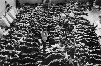 Tropas soviéticas descansando en un