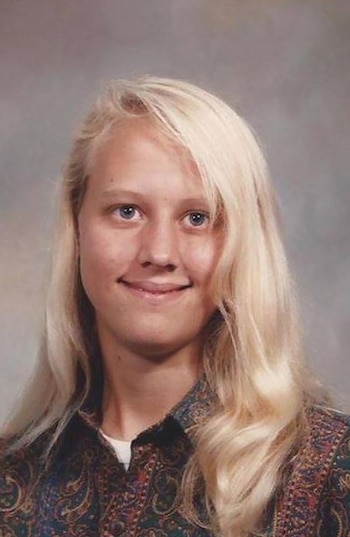 Tammy Homolka, 14 años, fue