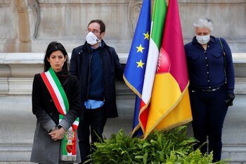 La alcaldesa Virginia Raggi en