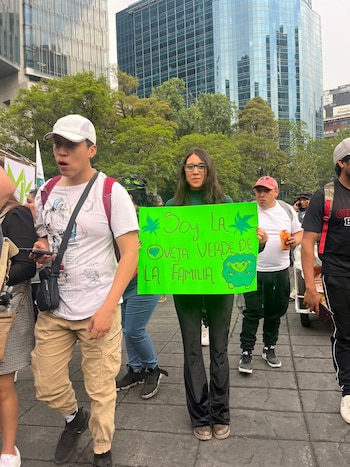 También se presentaron dos asociaciones