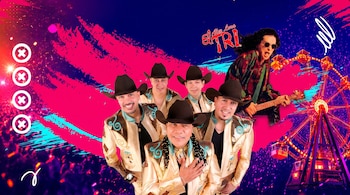 Un músico con gafas y guitarra junto a cinco hombres con sombreros de vaquero. Fondo con rueda de la fortuna y multitud. Texto: El Alex Lora Tri.