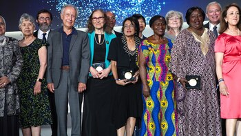 Laureadas y miembros del jurado