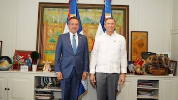 Víctor Bisonó asume la Cancillería dominicana