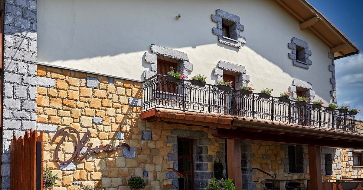 O novo templo de Grilan fica em um vilarejo localizado na cidade de Proborab, no Guipzcova O novo templo de Grilan fica em um vilarejo localizado na cidade de Proborab, no Guipzcova