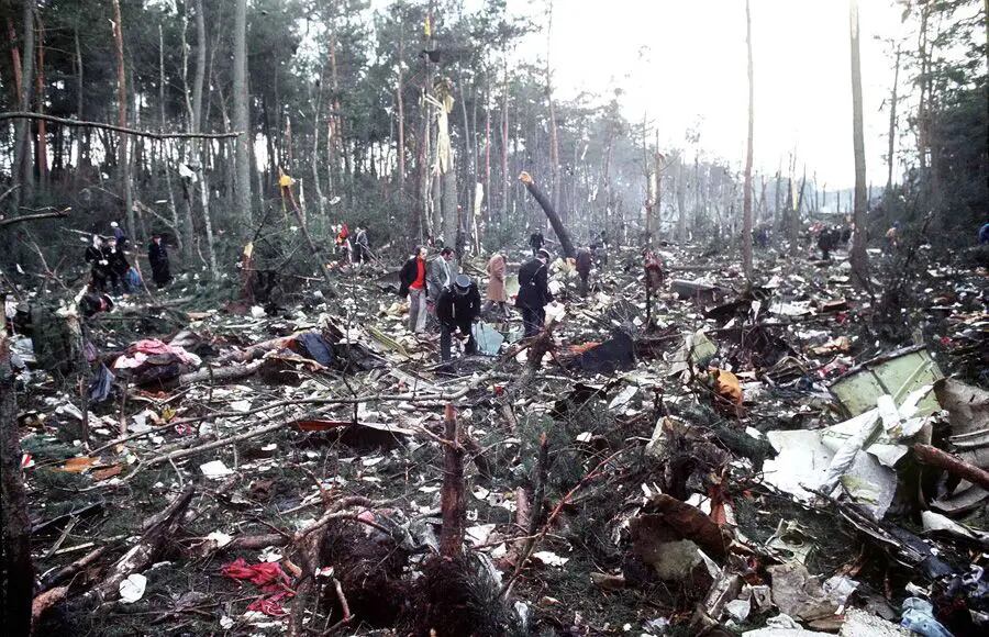 El vuelo 981 de Turkish Airlines se estrelló el 3 de marzo de 1974 en el bosque de Ermenonville, cerca de París, y dejó 346 muertos