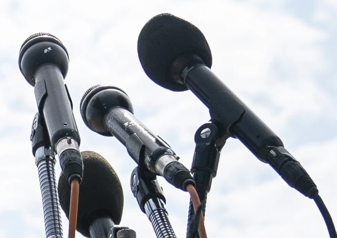 Periodistas en Antioquia fueron amenazados por el Clan del Golfo, al parecer, por investigaciones sobre entidades públicas de Apartadó: “Busca censurar”