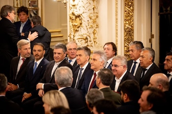 Gobernadores en la jura de Diego Santilli