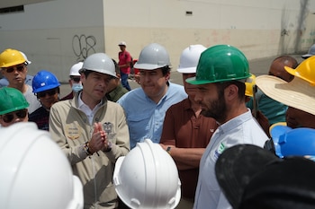 El Ministerio de Comercio inició un censo preliminar con los gremios para medir los daños en los establecimientos afectados y definir las ayudas - crédito @MincomercioCo/X