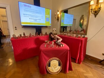 Italia restituye a México 101