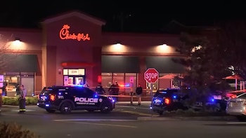 Un tiroteo dejó un fallecido y seis heridos en un restaurante de Nueva Jersey