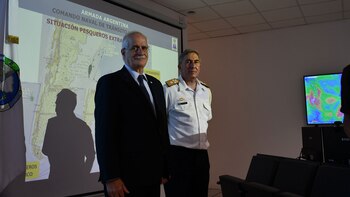 El Ministro de Defensa Jorge