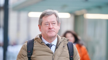 Zupiria condena las amenazas a