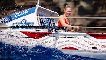 Aprendió a remar y se