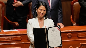 Keiko Fujimori recibió del JNE las credenciales como presidenta constitucional de la República para el periodo 2026-2031